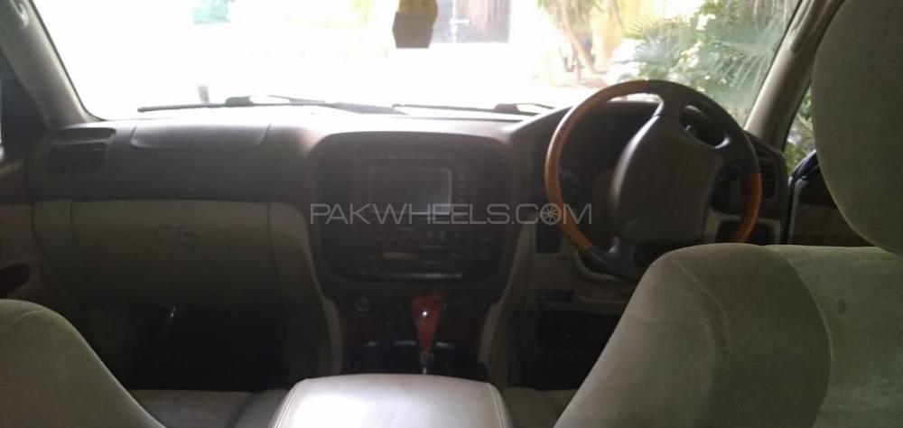 Toyota Land Cruiser 2002 for Sale in Rawalpindi Toyota Land Cruiser 2002 for Sale in Rawalpindi Image-5