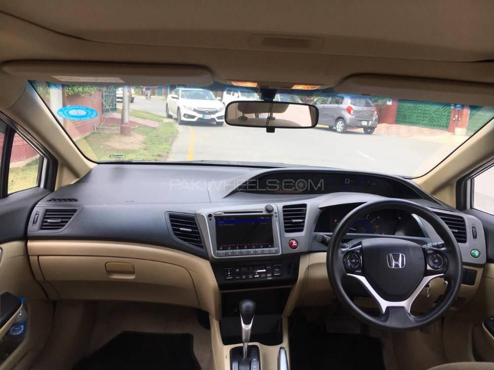 Honda Civic 2016 for Sale in Lahore Honda Civic 2016 for Sale in Lahore Image-12