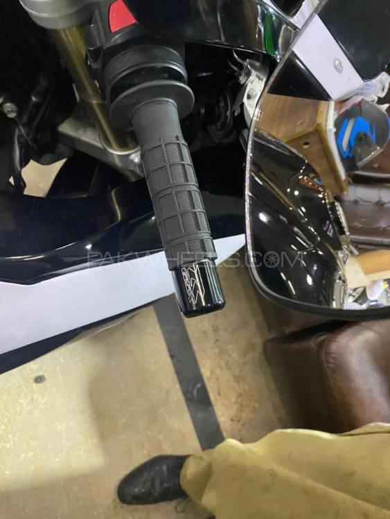سوزوکی GSX-R600 2009 for Sale سوزوکی GSX-R600 2009 for Sale Image-4