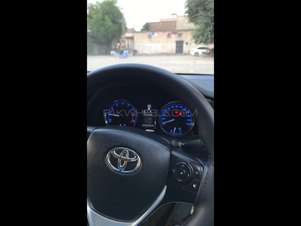 Toyota Corolla 2017 for Sale in Sargodha Image-1