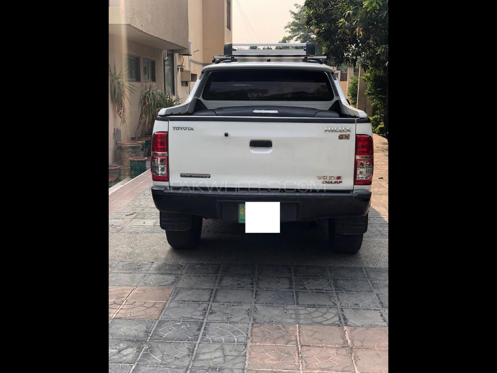 Toyota Hilux 2016 for Sale in Lahore Toyota Hilux 2016 for Sale in Lahore Image-2