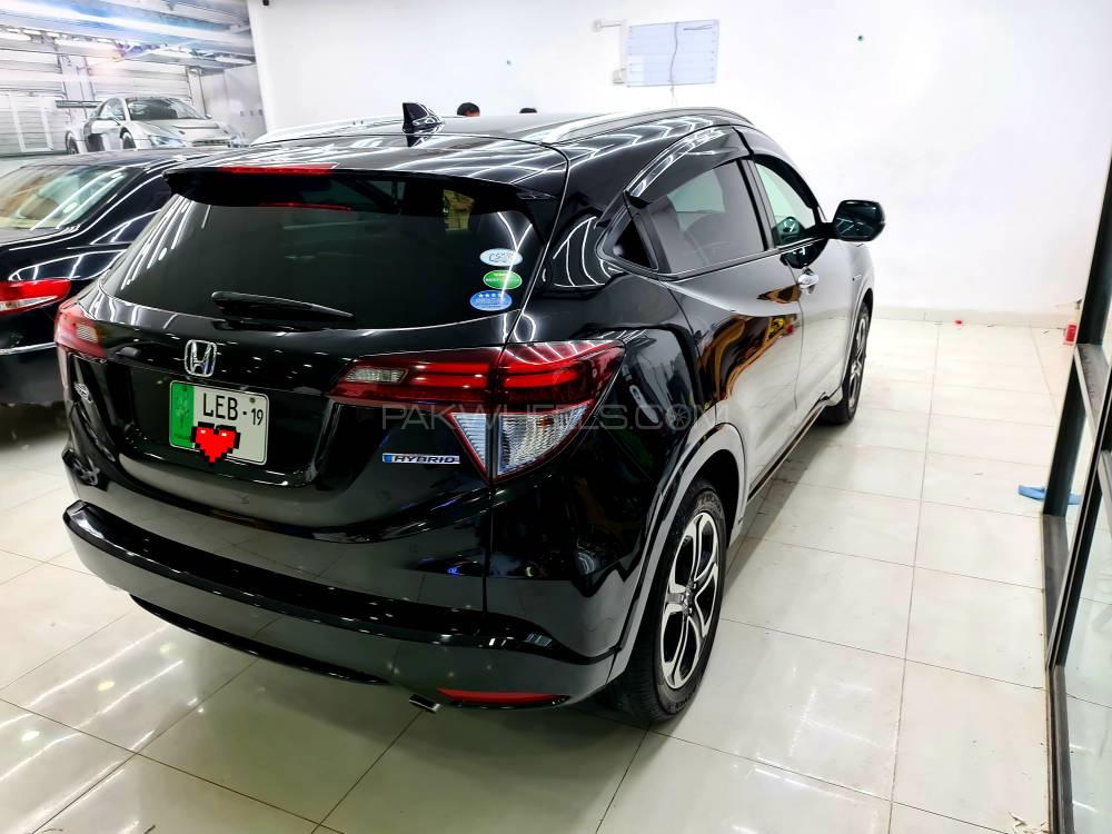 Honda Vezel 2015 for Sale in Multan Honda Vezel 2015 for Sale in Multan Image-7