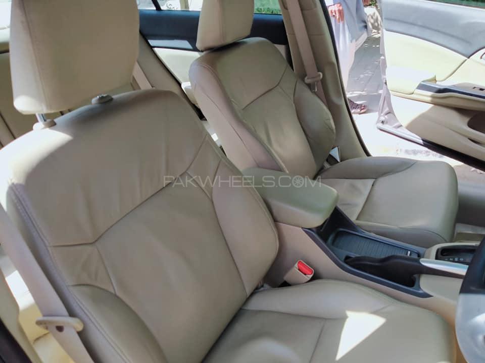 Honda Civic 2015 for Sale in Karachi Honda Civic 2015 for Sale in Karachi Image-7