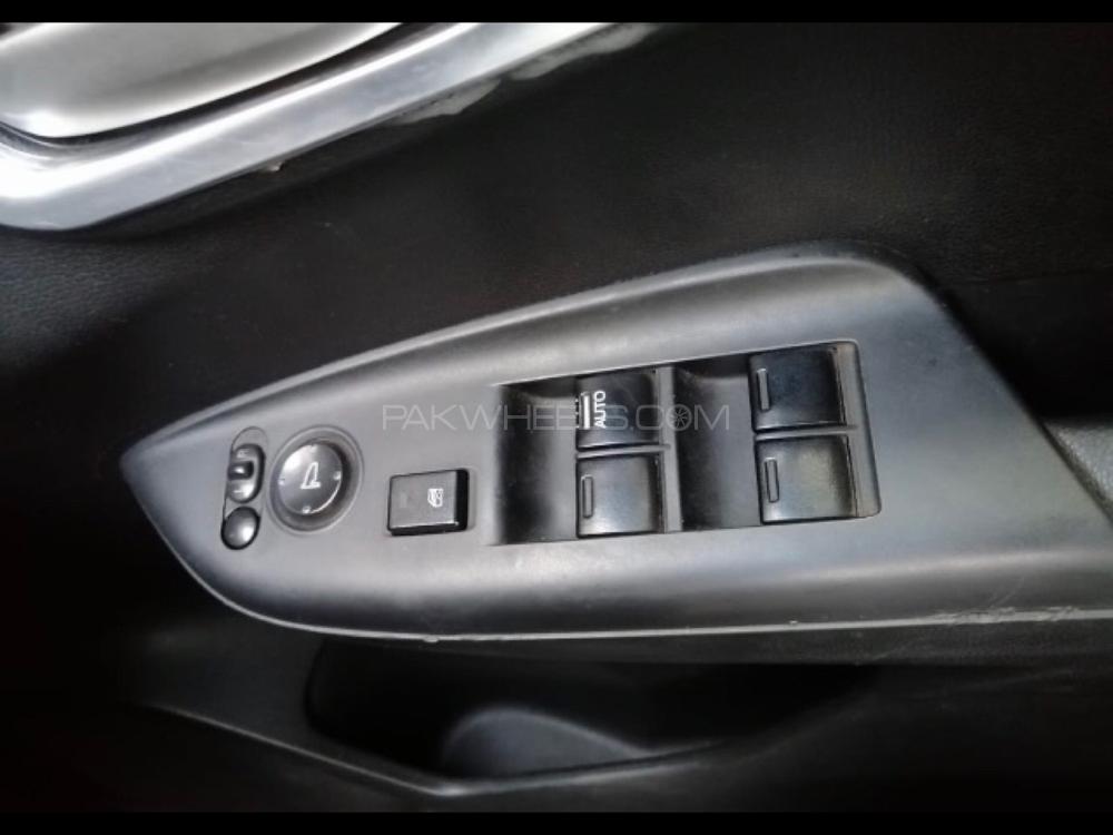 Honda Fit 2014 for Sale in Karachi Honda Fit 2014 for Sale in Karachi Image-6