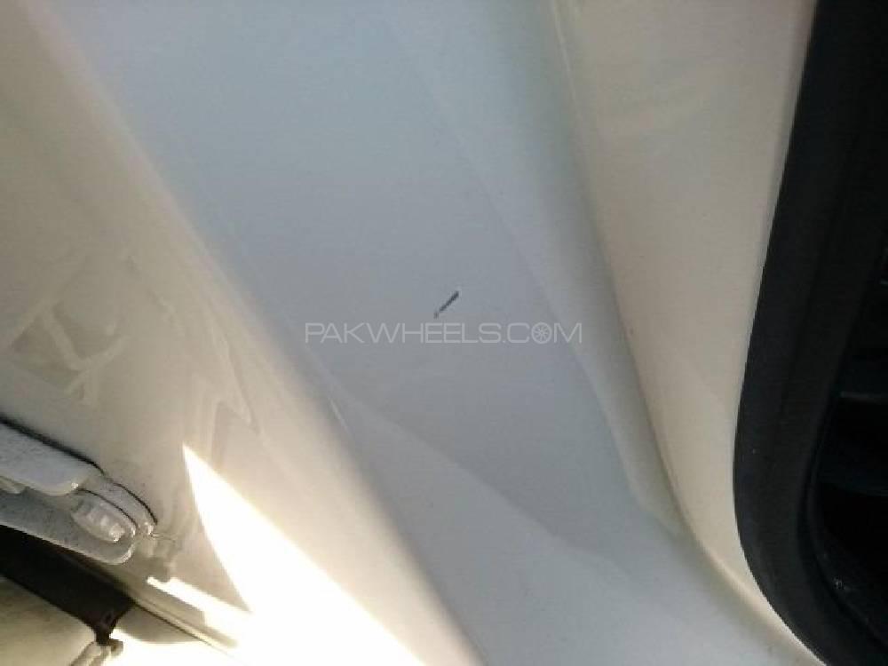 Honda Vezel 2015 for Sale in Lahore Honda Vezel 2015 for Sale in Lahore Image-13