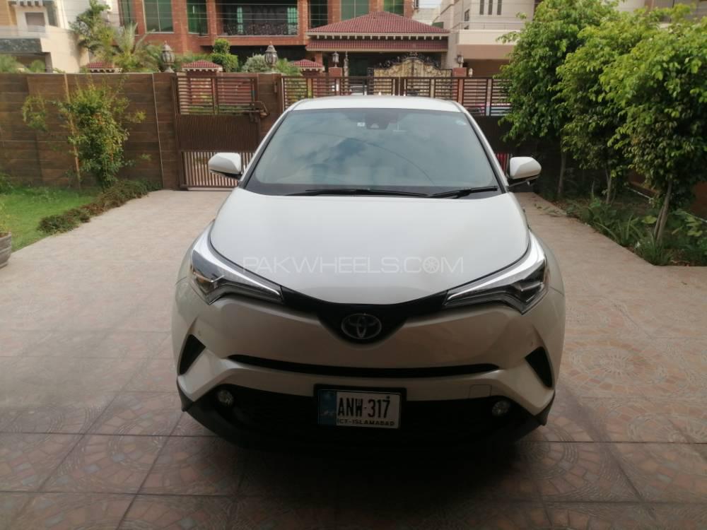 Toyota C-HR 2017 for Sale in Gujranwala Image-1