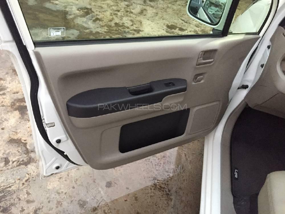 Honda Life 2014 for Sale in Lahore Honda Life 2014 for Sale in Lahore Image-15