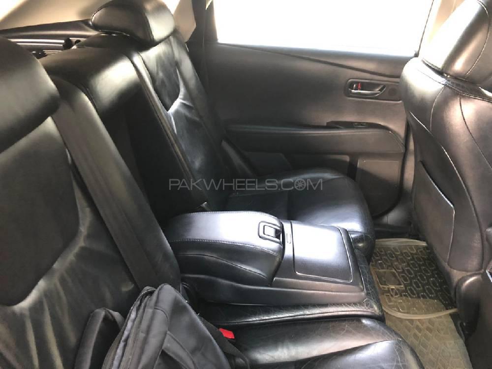 Lexus RX Series 2010 for Sale in Karachi Lexus RX Series 2010 for Sale in Karachi Image-4