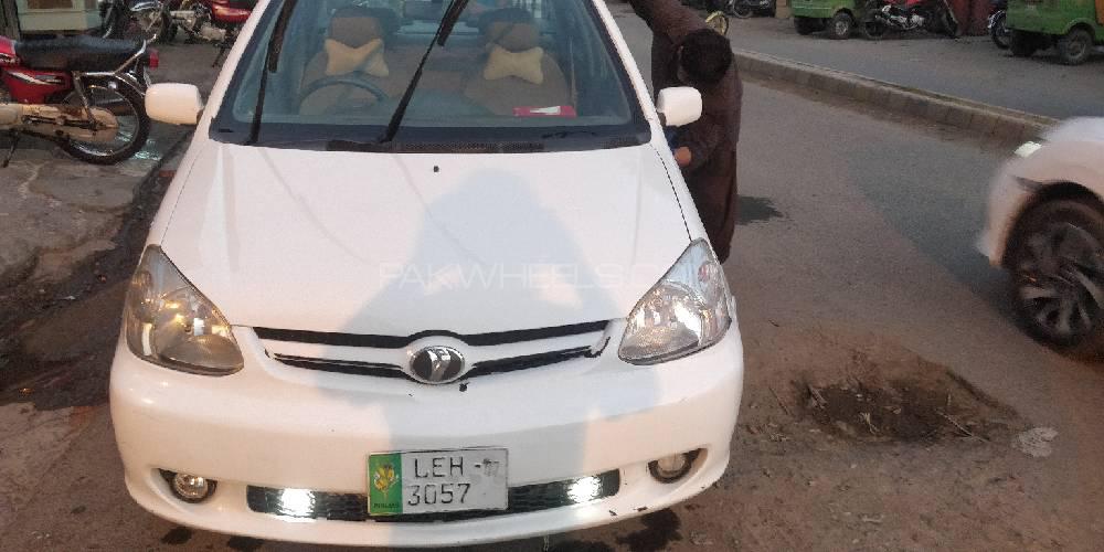 Toyota Platz 2004 for Sale in Lahore Toyota Platz 2004 for Sale in Lahore Image-8