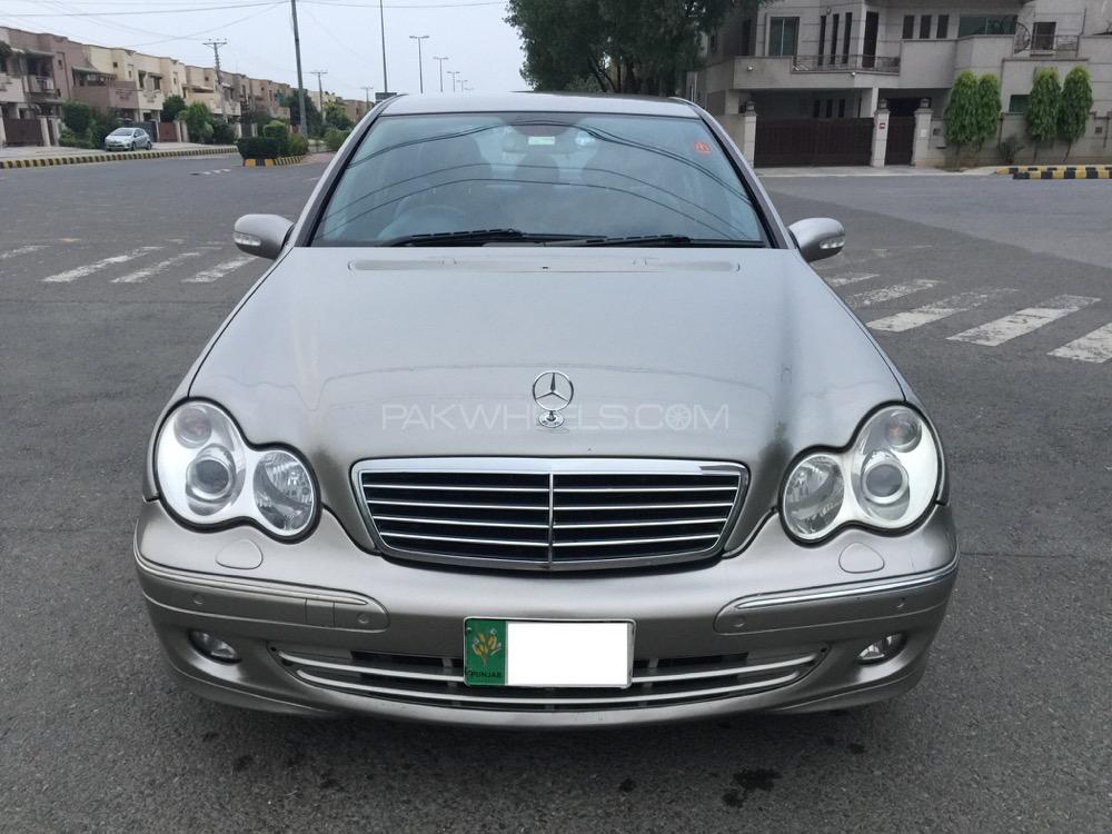 Mercedes Benz C Class 2006 for Sale in Lahore Image-1