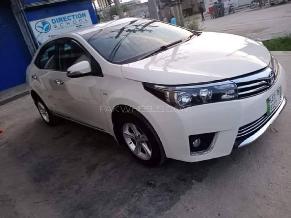 Toyota Corolla 2016 for Sale in Gujrat Image-1