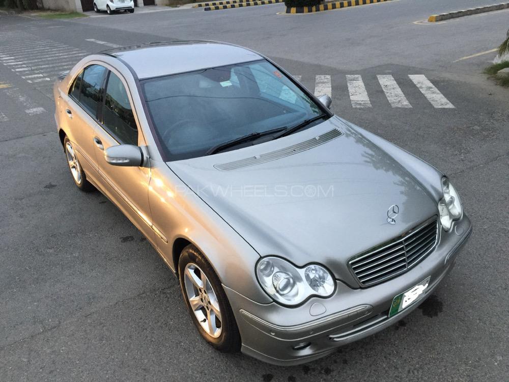 مرسڈیز بینز سی کلاس 2006 for Sale in لاہور مرسڈیز بینز سی کلاس 2006 for Sale in لاہور Image-10