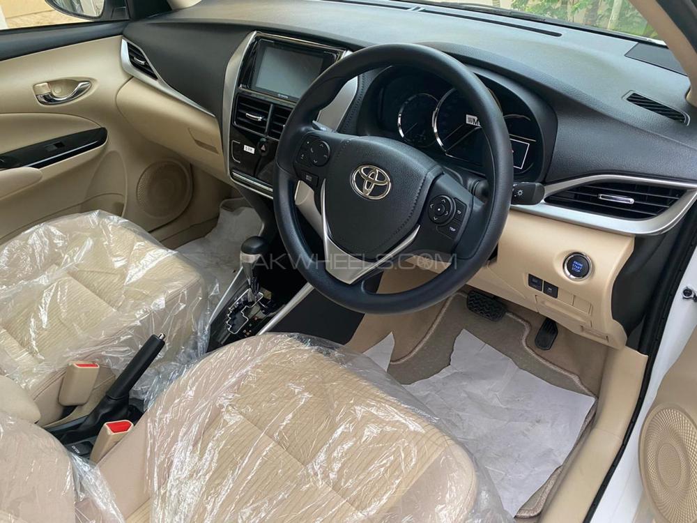Toyota Yaris 2020 for Sale in Karachi Image-1