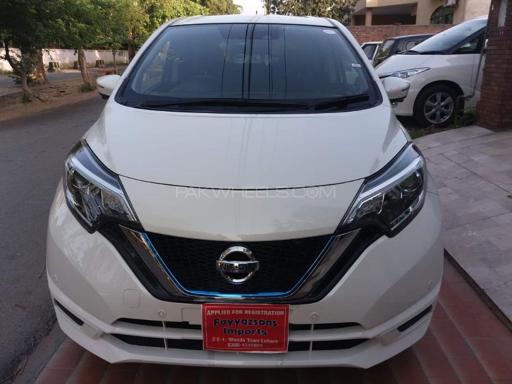 Nissan Note 2018 for Sale in Lahore Image-1