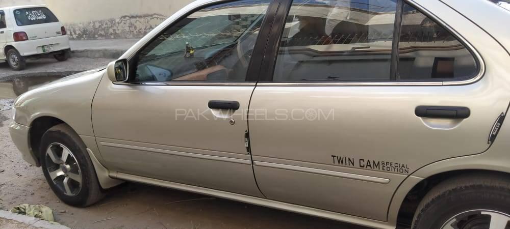 Nissan Sunny 2001 for Sale in Jaranwala Nissan Sunny 2001 for Sale in Jaranwala Image-3