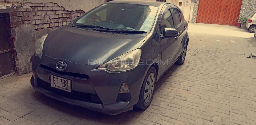 Toyota Aqua 2012 for Sale in Multan Image-1
