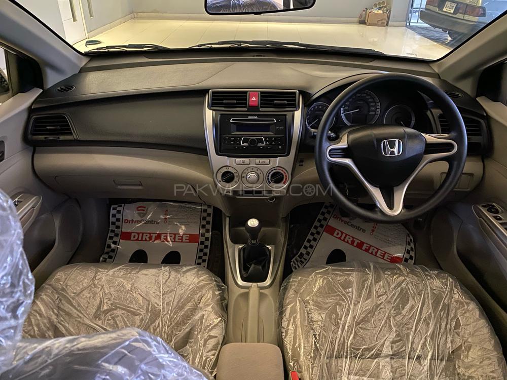 Honda City 2016 for Sale in Peshawar Honda City 2016 for Sale in Peshawar Image-12