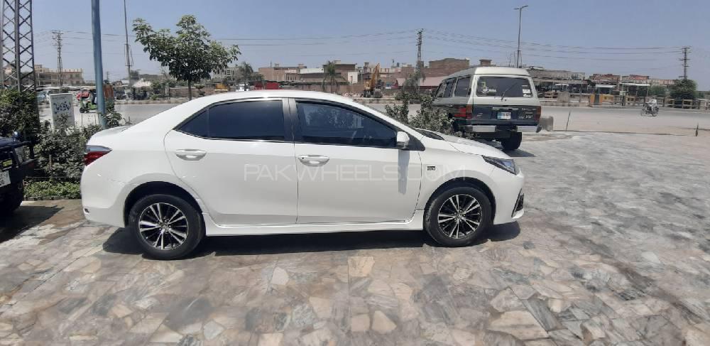 Toyota Corolla 2017 for Sale in Peshawar Toyota Corolla 2017 for Sale in Peshawar Image-14