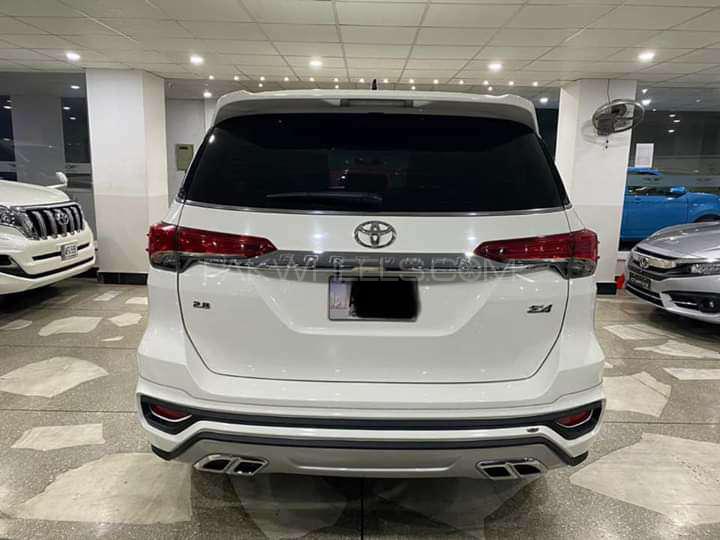 Toyota Fortuner 2018 for Sale in Rawalpindi Toyota Fortuner 2018 for Sale in Rawalpindi Image-4