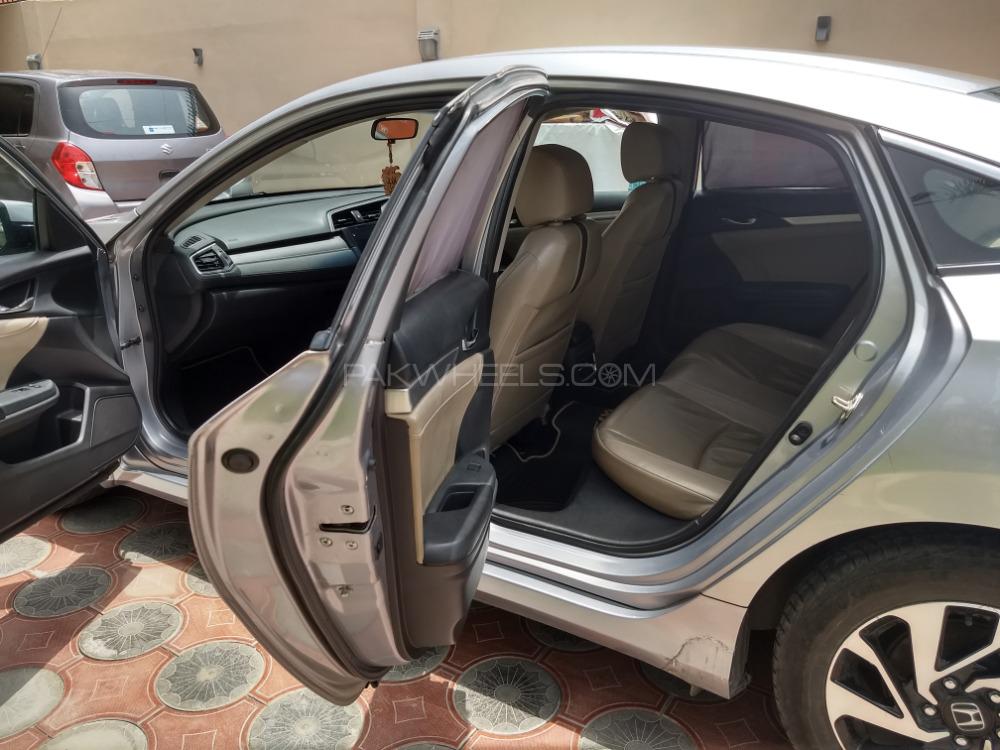Honda Civic 2017 for Sale in Karachi Honda Civic 2017 for Sale in Karachi Image-12