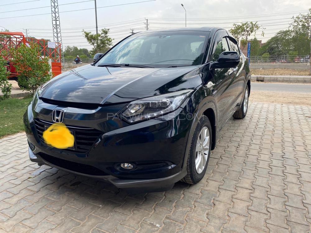 Honda Vezel 2014 for Sale in Lahore Honda Vezel 2014 for Sale in Lahore Image-2