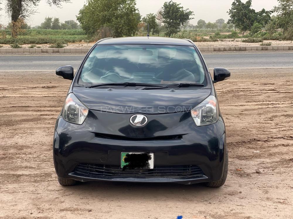 Toyota iQ 2009 for Sale in Multan Image-1