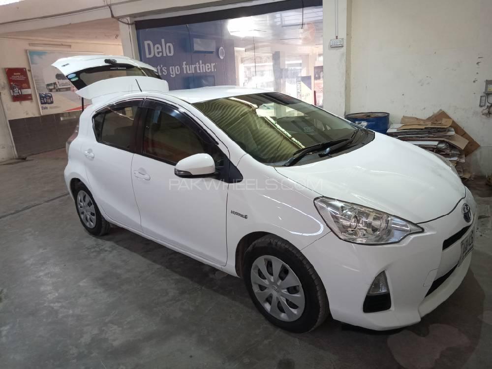 Toyota Aqua 2014 for Sale in Peshawar Image-1