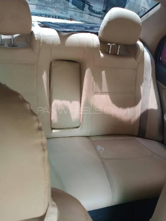 Honda Civic 2005 for Sale in Lahore Honda Civic 2005 for Sale in Lahore Image-10