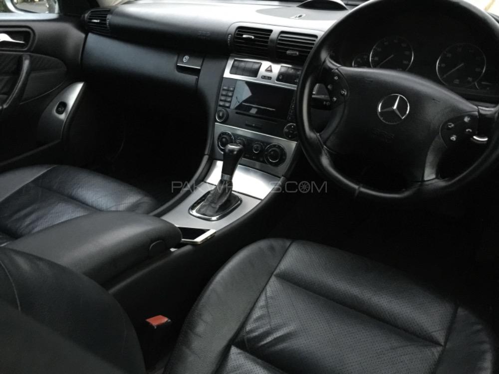 مرسڈیز بینز سی کلاس 2006 for Sale in لاہور مرسڈیز بینز سی کلاس 2006 for Sale in لاہور Image-16