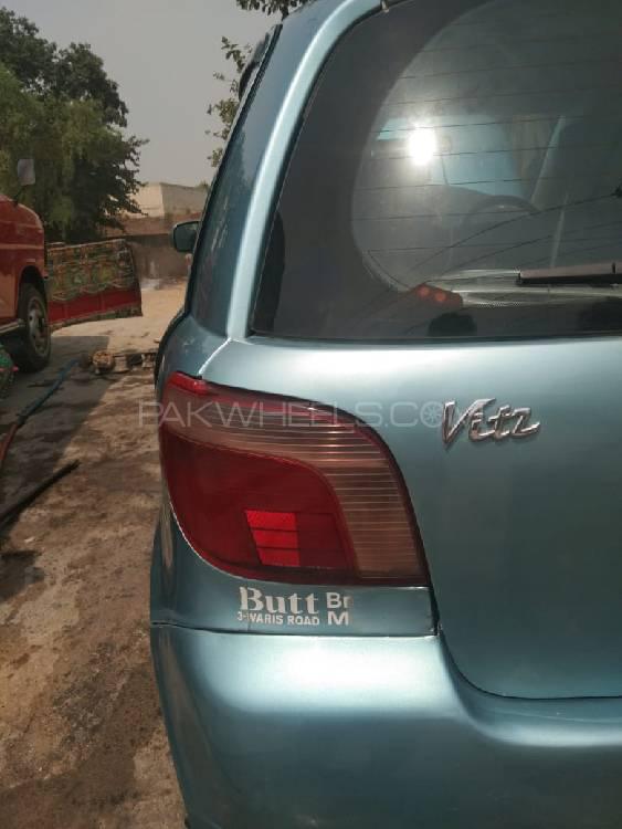 Toyota Vitz 2001 for Sale in Nowshera Toyota Vitz 2001 for Sale in Nowshera Image-12