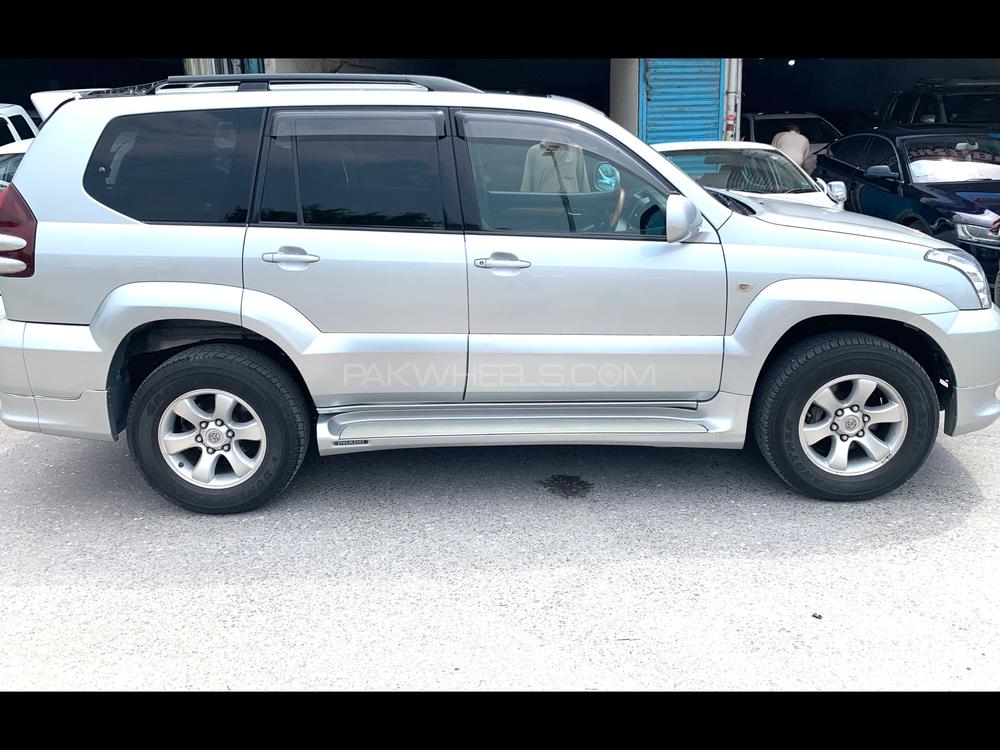 Toyota Prado 2004 for Sale in Lahore Toyota Prado 2004 for Sale in Lahore Image-3