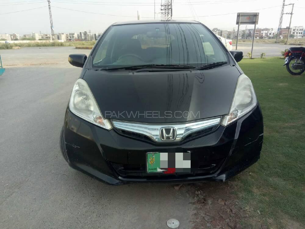 Honda Fit 2011 for Sale in Lahore Image-1