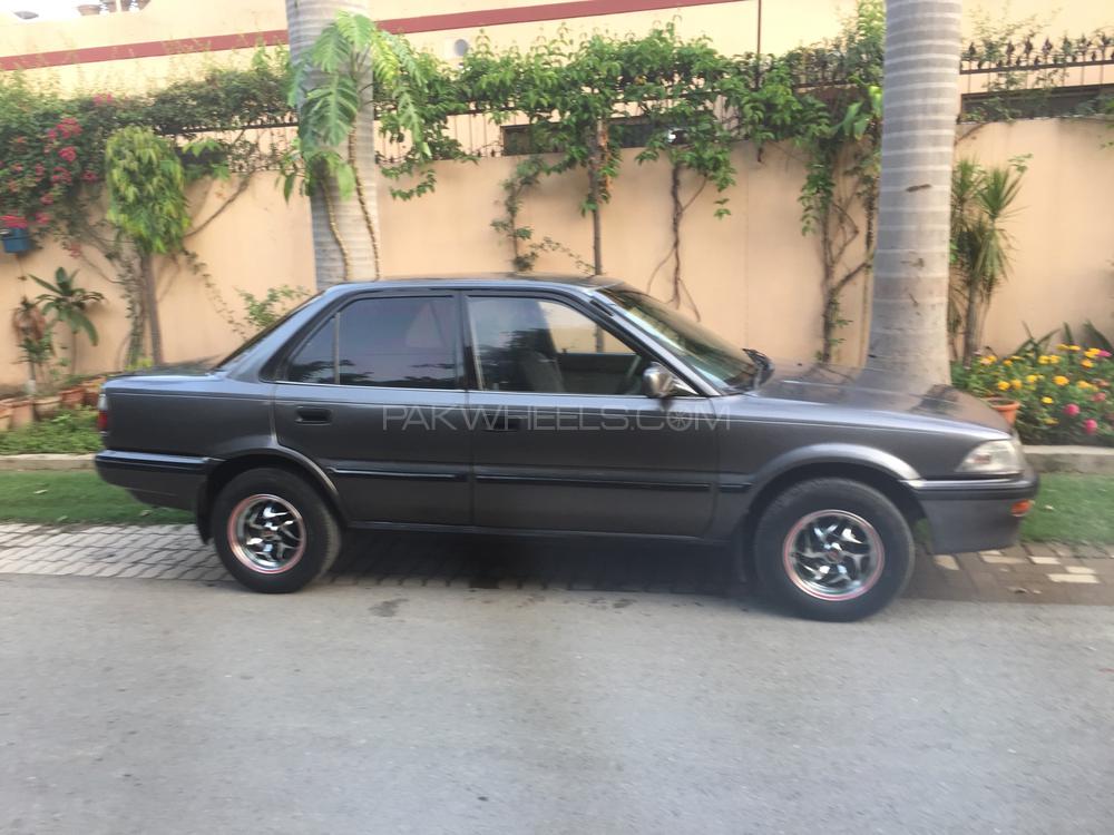 Toyota Corolla 1990 for Sale in Lahore Toyota Corolla 1990 for Sale in Lahore Image-3