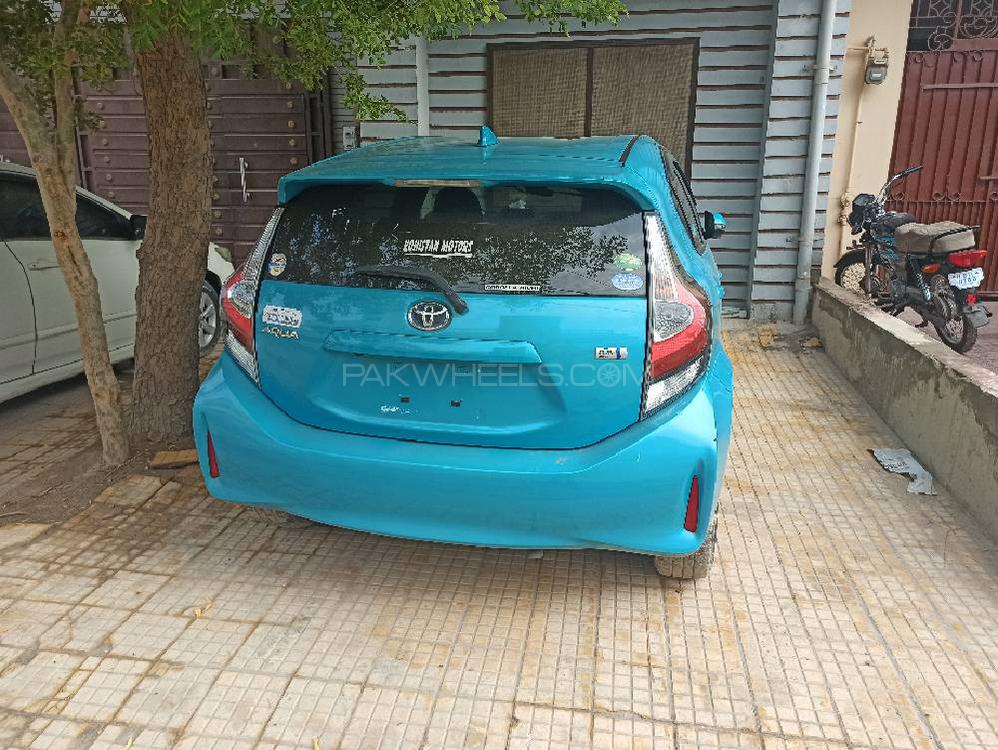 Toyota Aqua 2017 for Sale in Hyderabad Toyota Aqua 2017 for Sale in Hyderabad Image-7