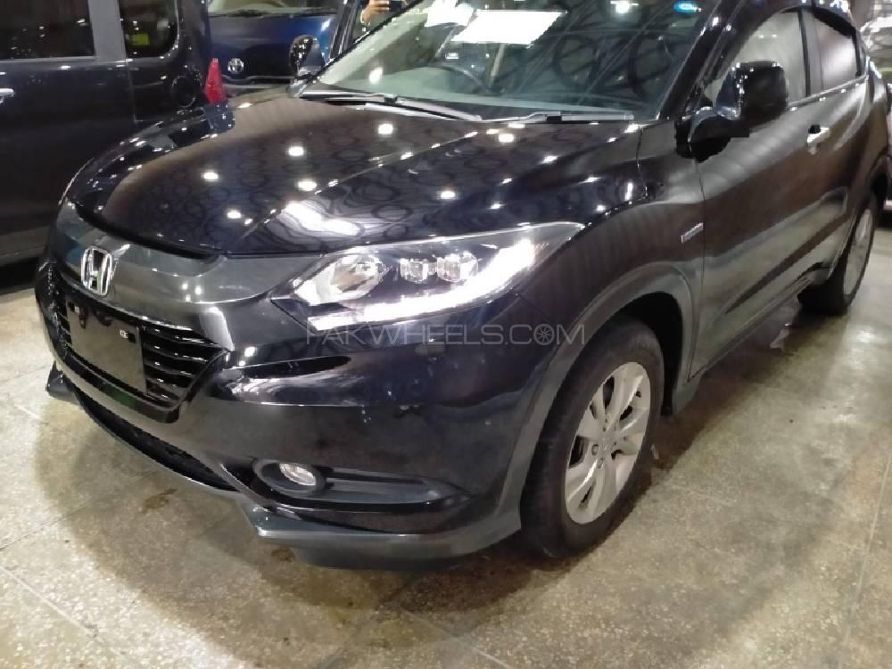 Honda Vezel 2015 for Sale in Lahore Image-1