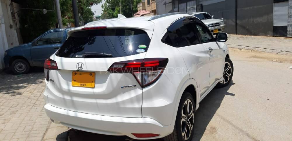 Honda Vezel 2015 for Sale in Karachi Honda Vezel 2015 for Sale in Karachi Image-4