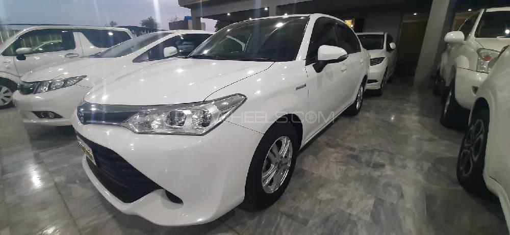 Toyota Corolla Axio 2016 for Sale in Peshawar Toyota Corolla Axio 2016 for Sale in Peshawar Image-2