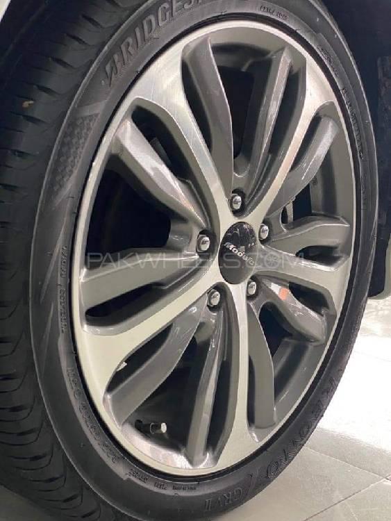 Honda Vezel 2018 for Sale in Peshawar Honda Vezel 2018 for Sale in Peshawar Image-10
