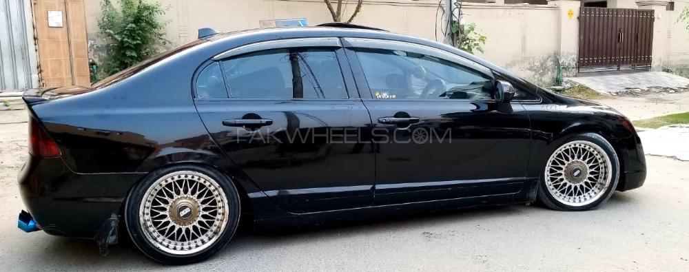 Honda Civic - 2009  Honda Civic - 2009  Image-3