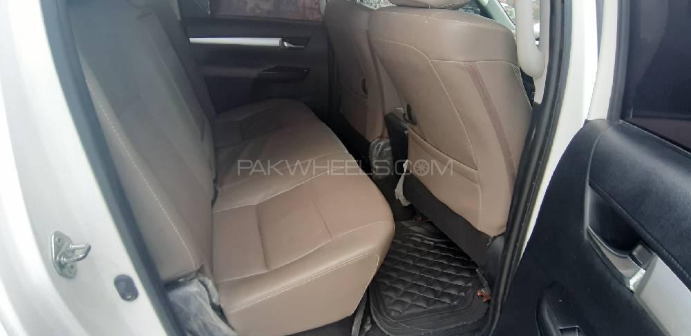 ٹویوٹا ہائیلکس 2018 for Sale in پشاور ٹویوٹا ہائیلکس 2018 for Sale in پشاور Image-9