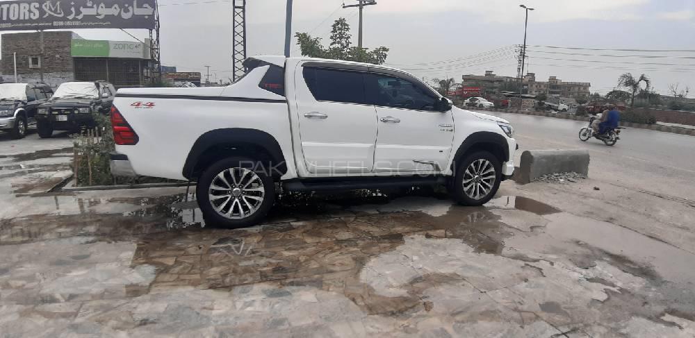 ٹویوٹا ہائیلکس 2018 for Sale in پشاور ٹویوٹا ہائیلکس 2018 for Sale in پشاور Image-2