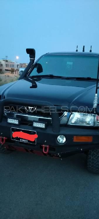 Toyota Hilux 2003 for Sale in Hyderabad Image-1
