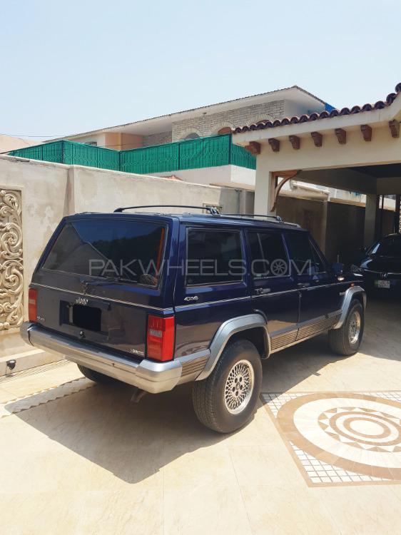 Jeep Cherokee 1996 for Sale in Islamabad Jeep Cherokee 1996 for Sale in Islamabad Image-4