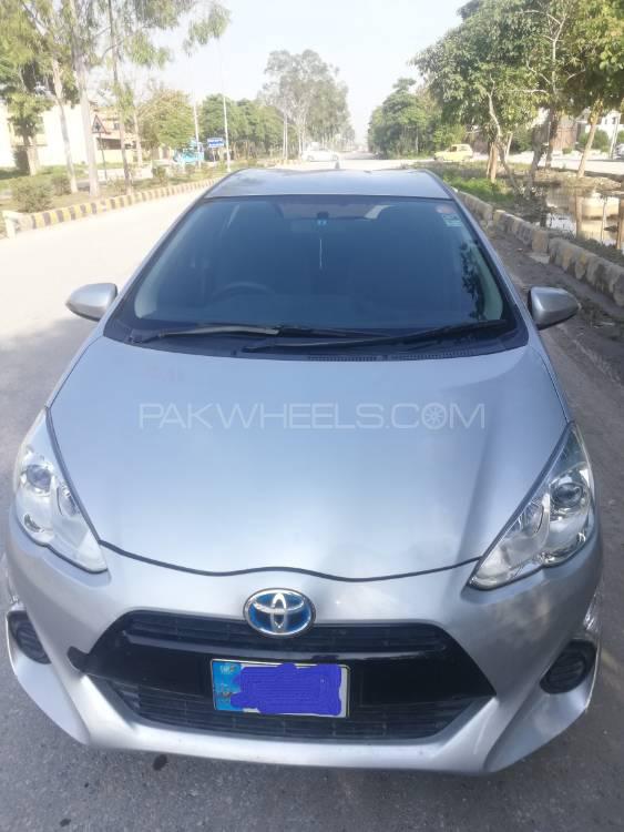 Toyota Aqua 2015 for Sale in Peshawar Image-1