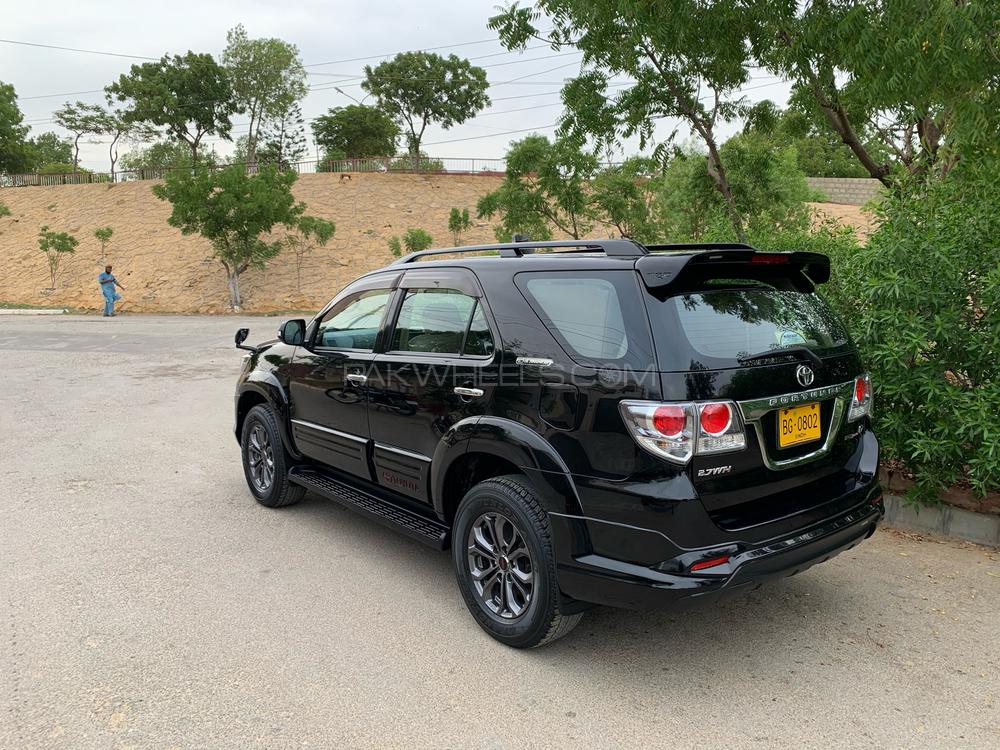 Toyota Fortuner 2016 for Sale in Karachi Toyota Fortuner 2016 for Sale in Karachi Image-8