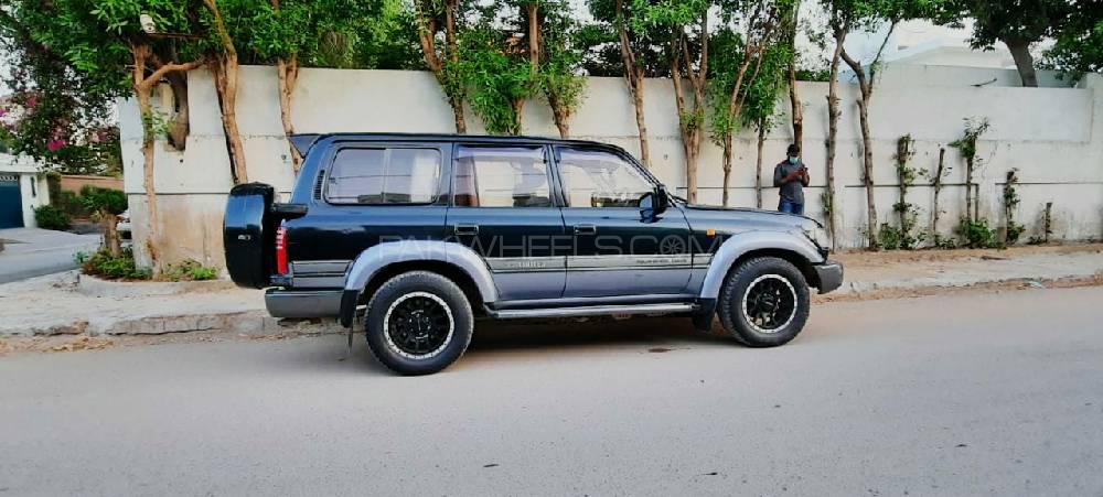 Toyota Land Cruiser 1995 for Sale in Karachi Toyota Land Cruiser 1995 for Sale in Karachi Image-5