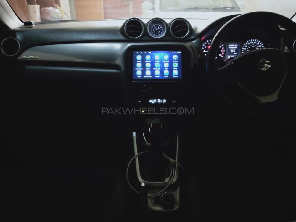 Suzuki Vitara 2017 for Sale in Rahim Yar Khan Suzuki Vitara 2017 for Sale in Rahim Yar Khan Image-2
