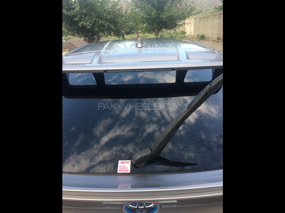 Toyota C-HR 2017 for Sale in Mardan Toyota C-HR 2017 for Sale in Mardan Image-10
