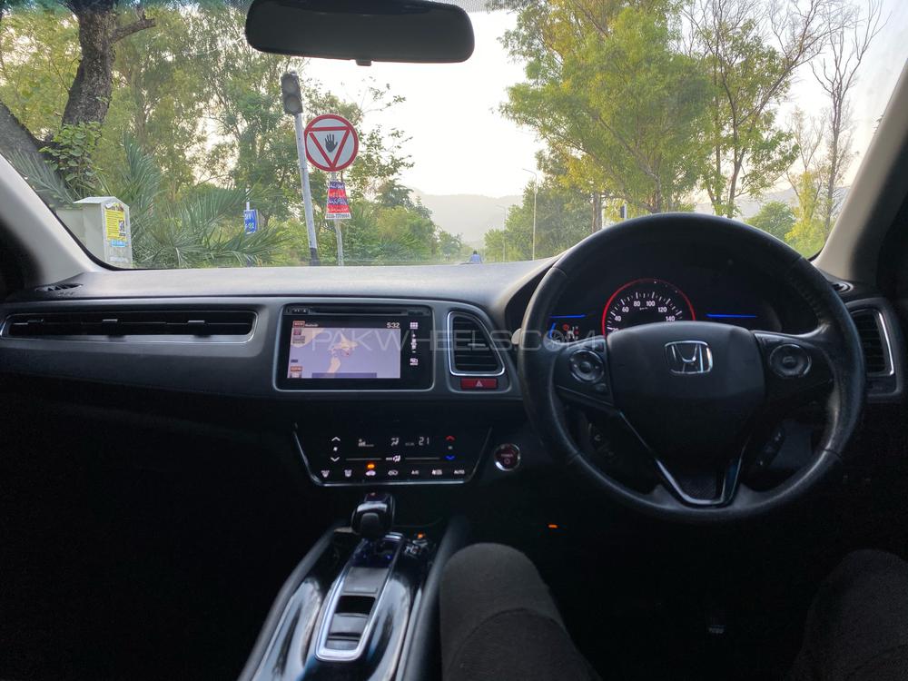 Honda Vezel 2014 for Sale in Islamabad Honda Vezel 2014 for Sale in Islamabad Image-10