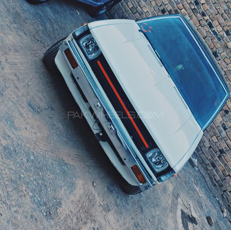 Toyota Corolla - 1981  Toyota Corolla - 1981  Image-3